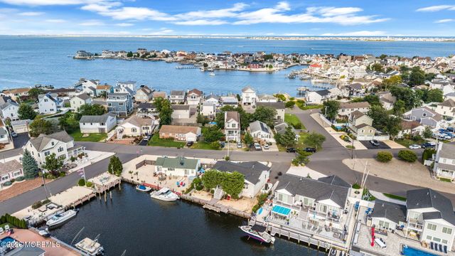 3251 Oceanic Drive, Toms River, NJ 08753