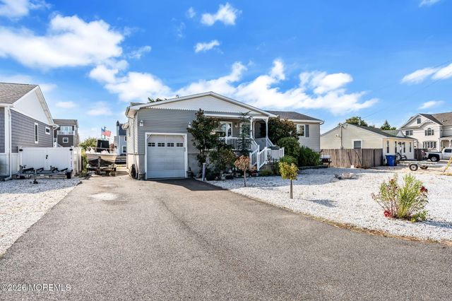 3251 Oceanic Drive, Toms River, NJ 08753