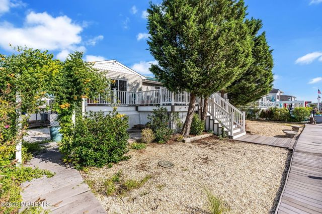 3251 Oceanic Drive, Toms River, NJ 08753