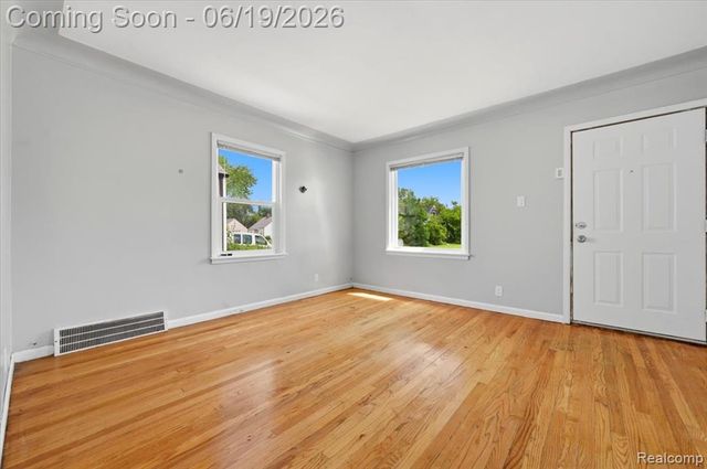 16069 Fairmount Drive, Detroit, MI 48205