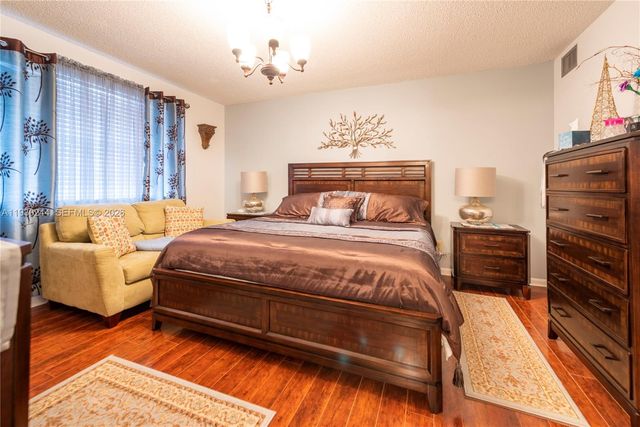4940 E Sabal Palm Boulevard 414, Tamarac, FL 33319