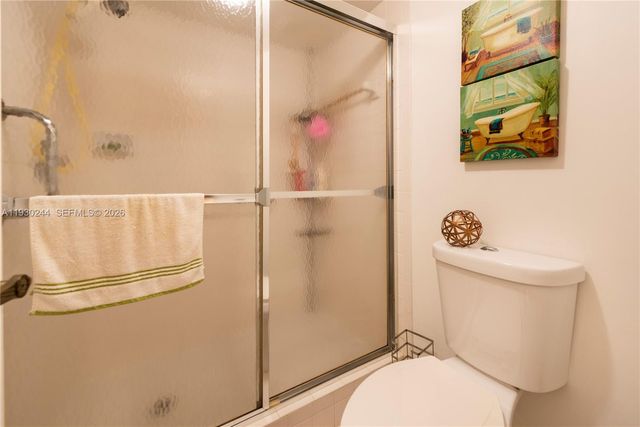 4940 E Sabal Palm Boulevard 414, Tamarac, FL 33319