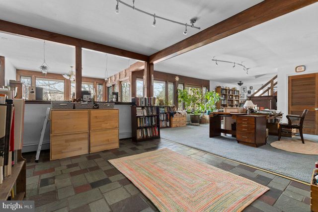 1112 GENERAL SAINT CLAIRE RD, Washington Crossing, PA 18977