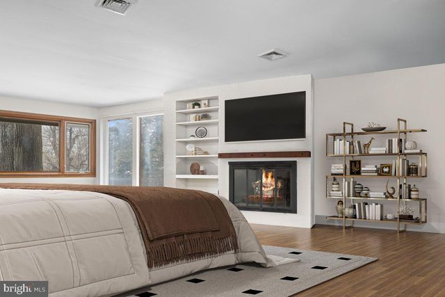 1112 GENERAL SAINT CLAIRE RD, Washington Crossing, PA 18977