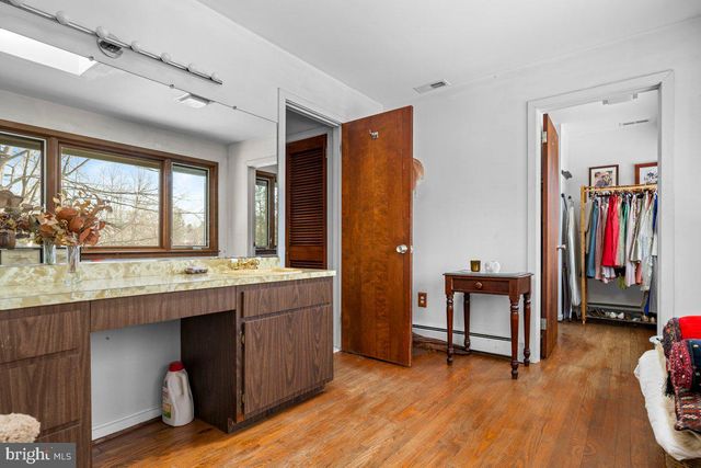 1112 GENERAL SAINT CLAIRE RD, Washington Crossing, PA 18977