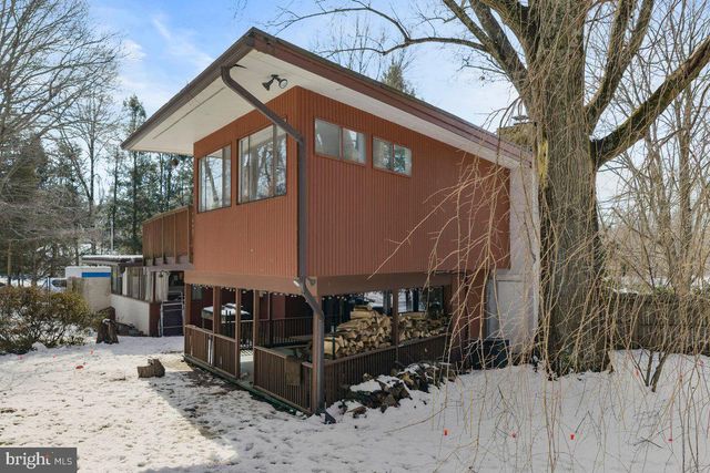 1112 GENERAL SAINT CLAIRE RD, Washington Crossing, PA 18977