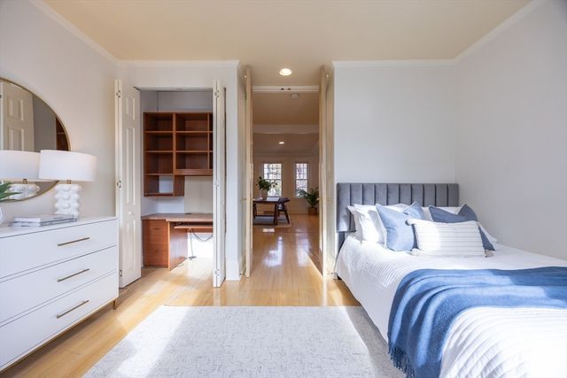 58 Dwight St 6, Brookline, MA 02446