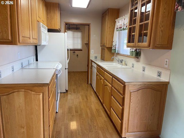 1466 W FAIRVIEW Dr, Springfield, OR 97477