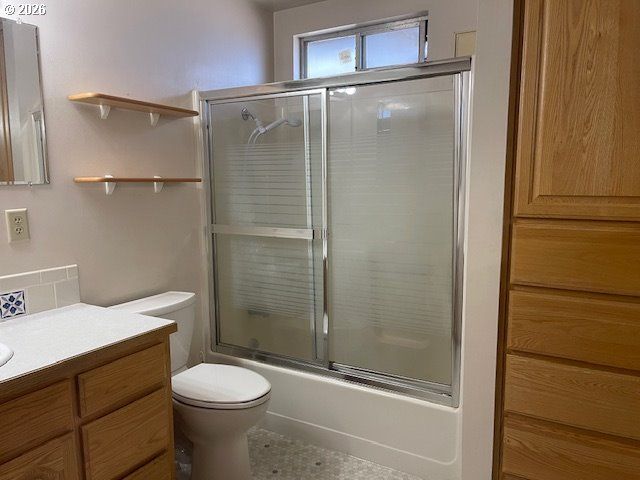 1466 W FAIRVIEW Dr, Springfield, OR 97477