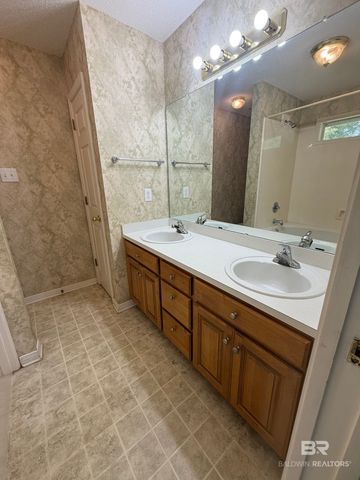 200 Merida Court, Saraland, AL 36571