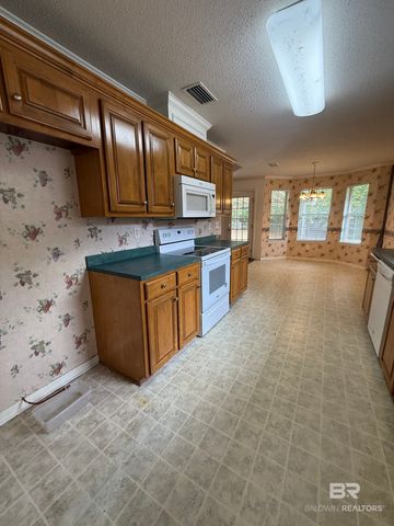 200 Merida Court, Saraland, AL 36571