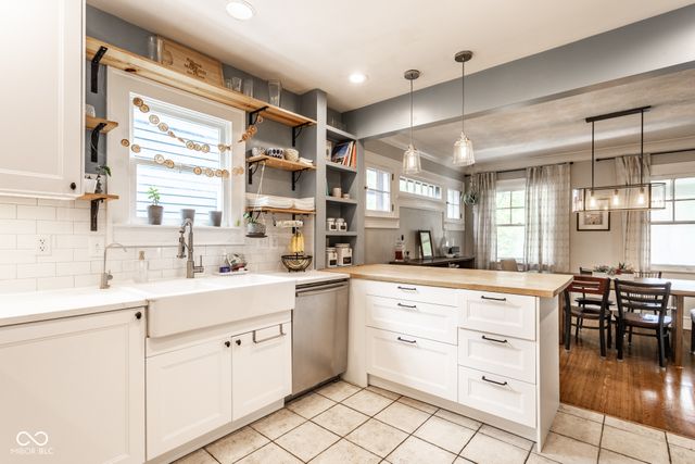 521 E 42nd Street, Indianapolis, IN 46205