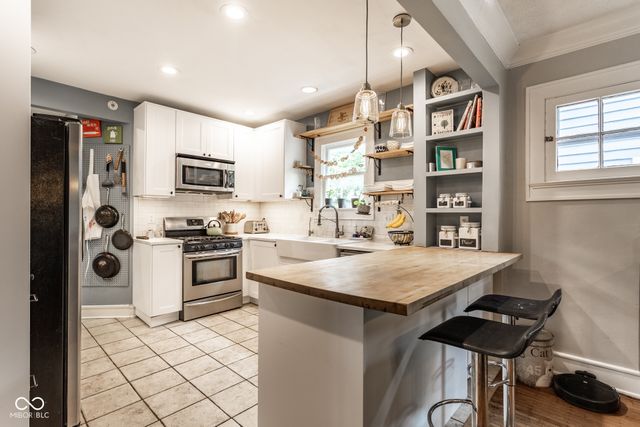 521 E 42nd Street, Indianapolis, IN 46205