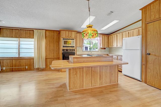 8228 Cinnamon Lane, Port St Lucie, FL 34952