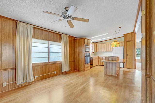 8228 Cinnamon Lane, Port St Lucie, FL 34952