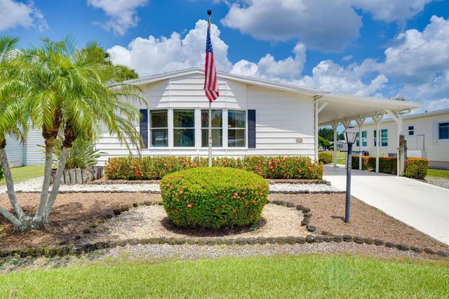 8228 Cinnamon Lane, Port St Lucie, FL 34952