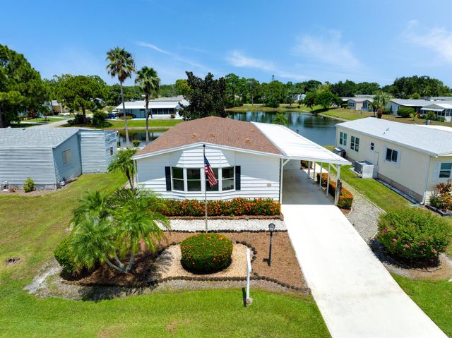 8228 Cinnamon Lane, Port St Lucie, FL 34952
