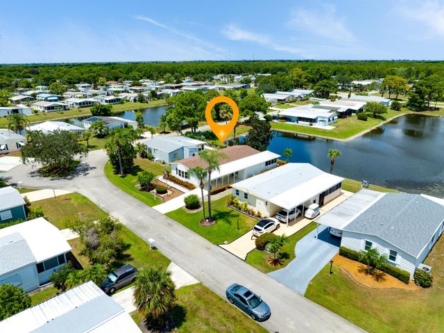 8228 Cinnamon Lane, Port St Lucie, FL 34952