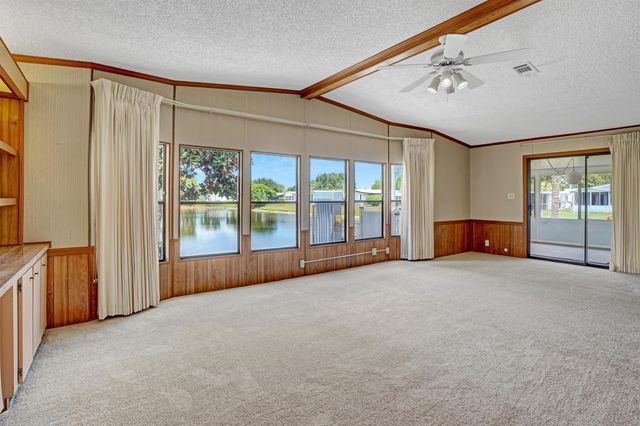 8228 Cinnamon Lane, Port St Lucie, FL 34952