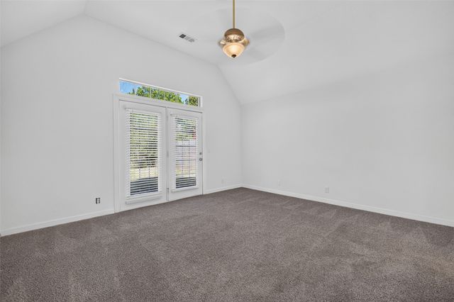 8914 N 134th East Avenue, Owasso, OK 74055
