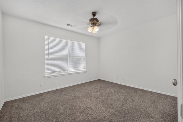 8914 N 134th East Avenue, Owasso, OK 74055