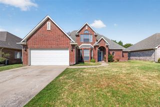 8914 N 134th East Avenue, Owasso, OK 74055