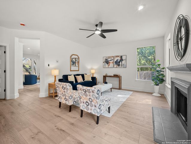 3210 Britt Ln, San Antonio, TX 78247