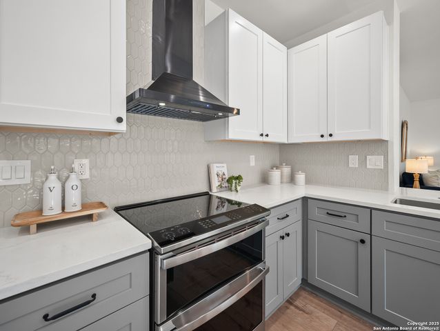 3210 Britt Ln, San Antonio, TX 78247