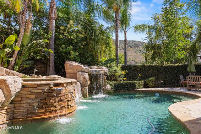 3506 Sweet Clover Street, Thousand Oaks, CA 91362