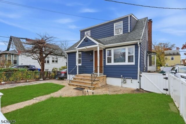 721 E Curtis St, Linden City, NJ 07036