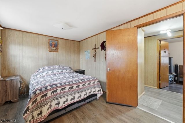 721 E Curtis St, Linden City, NJ 07036