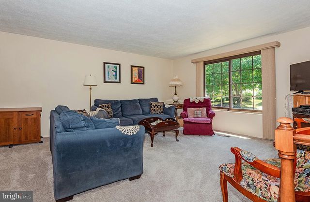 7880 MANSION HOUSE XING, Pasadena, MD 21122
