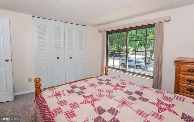 7880 MANSION HOUSE XING, Pasadena, MD 21122