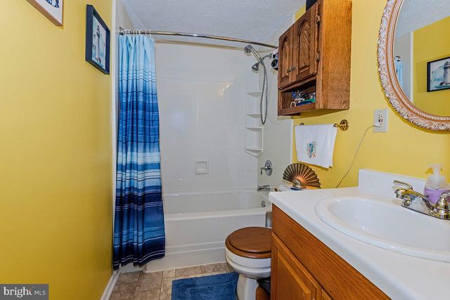 7880 MANSION HOUSE XING, Pasadena, MD 21122