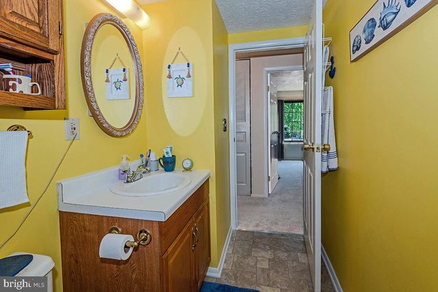 7880 MANSION HOUSE XING, Pasadena, MD 21122