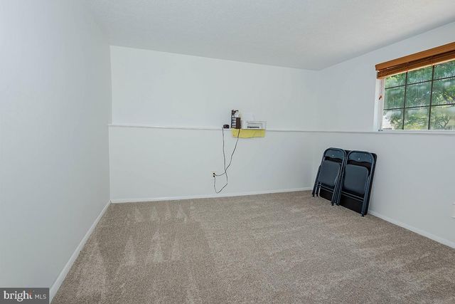 7880 MANSION HOUSE XING, Pasadena, MD 21122