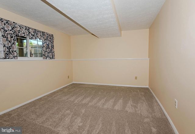 7880 MANSION HOUSE XING, Pasadena, MD 21122