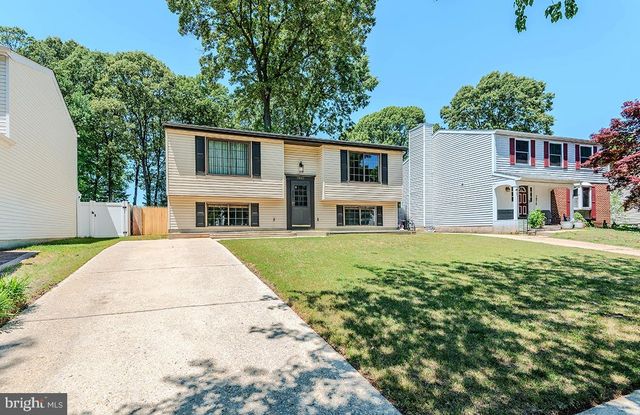 7880 MANSION HOUSE XING, Pasadena, MD 21122