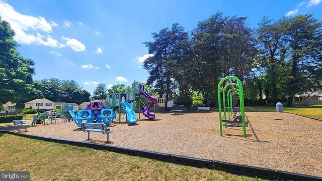 7880 MANSION HOUSE XING, Pasadena, MD 21122