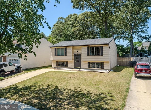 7880 MANSION HOUSE XING, Pasadena, MD 21122