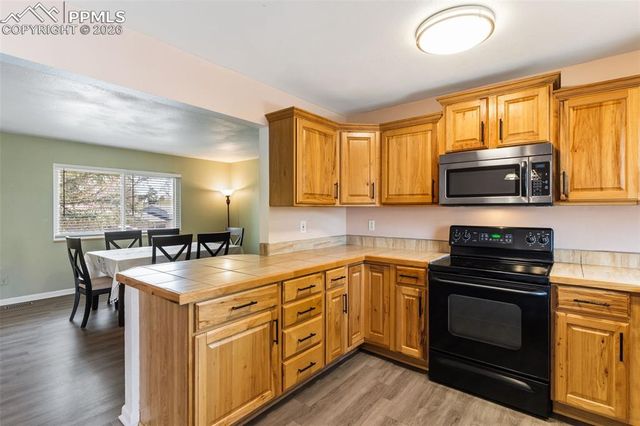 54 N Albion Street, Colorado Springs, CO 80911