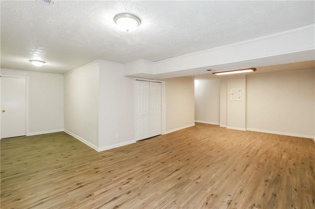 1495 Yankee Drive, Blue Springs, MO 64015