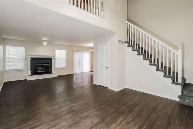 1495 Yankee Drive, Blue Springs, MO 64015