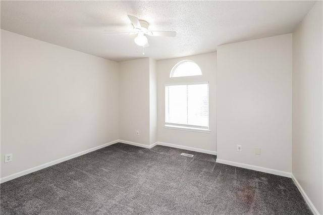 1495 Yankee Drive, Blue Springs, MO 64015