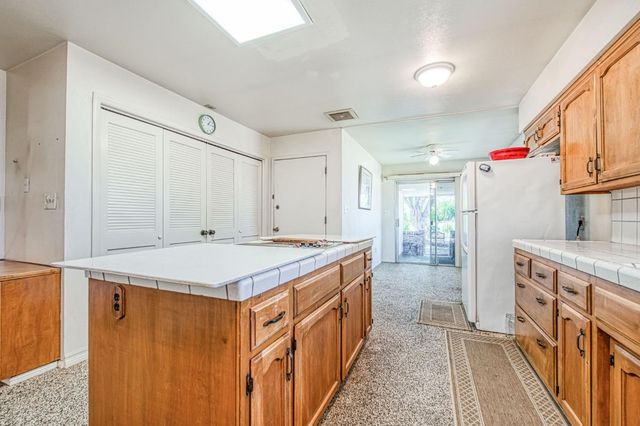 4565 W Dakota Avenue, Fresno, CA 93722
