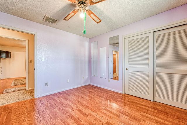 4565 W Dakota Avenue, Fresno, CA 93722