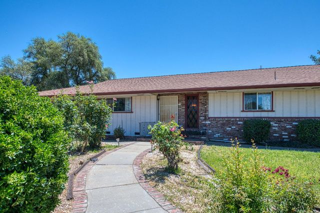 4565 W Dakota Avenue, Fresno, CA 93722