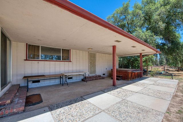 4565 W Dakota Avenue, Fresno, CA 93722