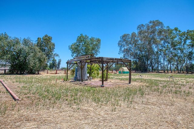 4565 W Dakota Avenue, Fresno, CA 93722