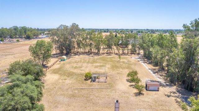 4565 W Dakota Avenue, Fresno, CA 93722